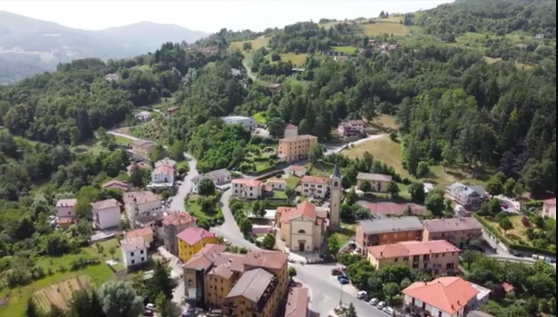 Albergo Ristorante Poli Madonna di Fornelli Exterior photo